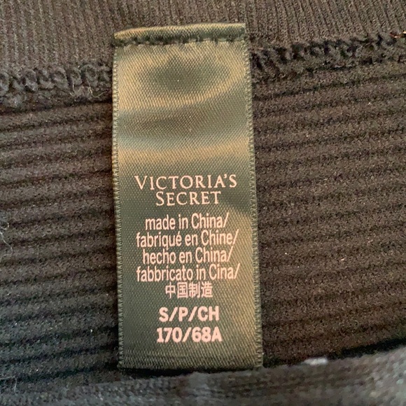 VS Seamless Capri Legging - Picture 3 of 3